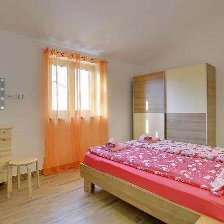 Tatil Evi Pleasant In With Pool *